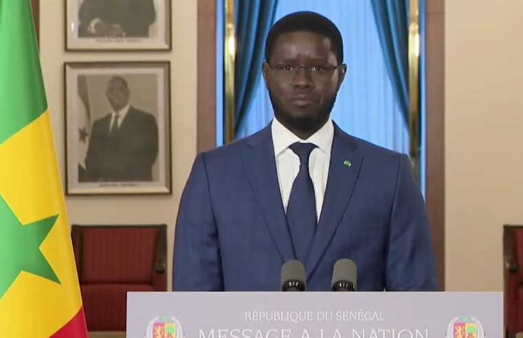 Le président du Sénégal saisit le Conseil constitutionnel pour contester la réforme constitutionnelle