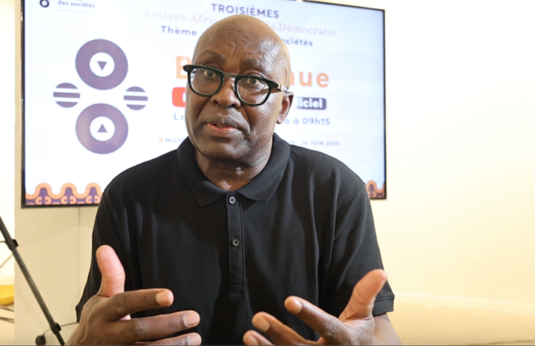 Achille Mbembe : un regard sans concession sur la démocratie africaine