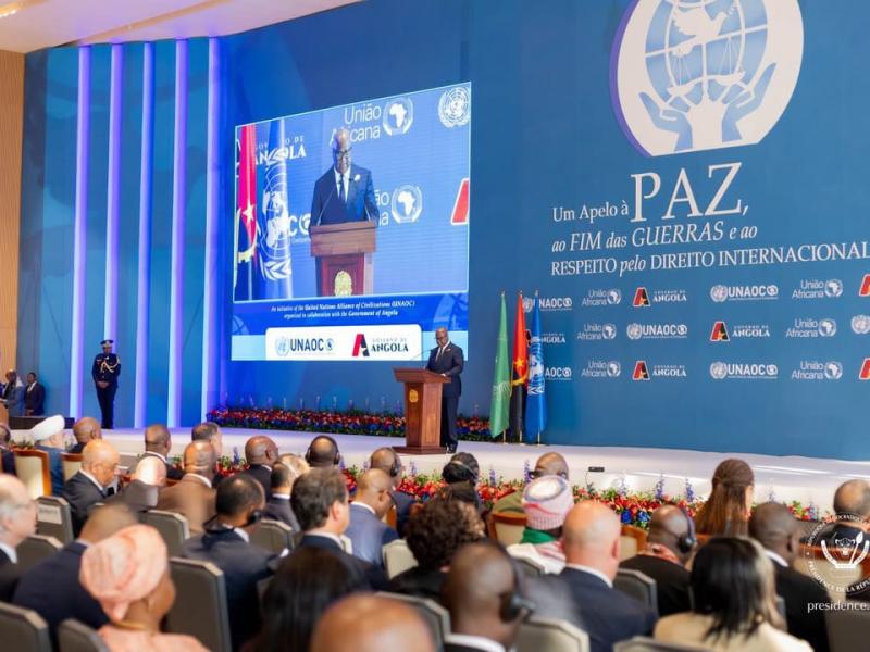 Luanda : Félix Tshisekedi alerte sur l&rsquo;urgence d&rsquo;une paix tangible en RDC