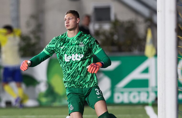 Le gardien Kjell scherpen signe un transfert record vers la premier league