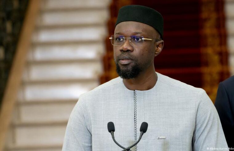 Crise politique au Sénégal : le conseil constitutionnel bloque la réforme du pastef