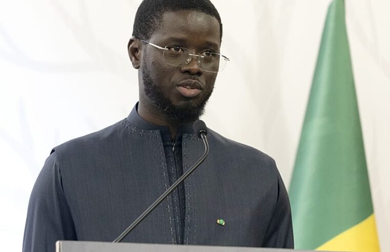 Sénégal : bassirou diomaye faye officialise son parti politique après rupture avec sonate sonko