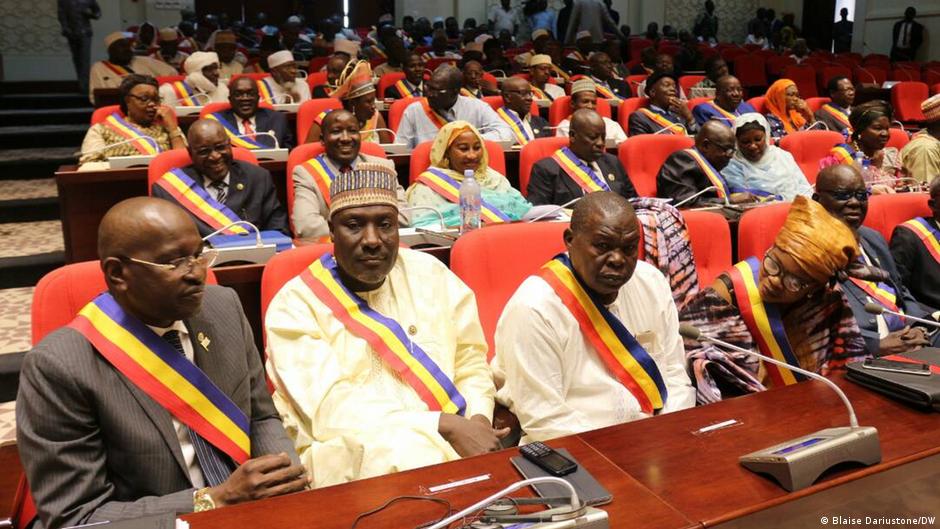 Parité hommes femmes en Afrique : avancées et défis au Sénégal et au Tchad