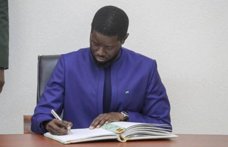 Nouvelle vague de limogeages au Sénégal : diomaye Faye remplace des cadres proches de sonko
