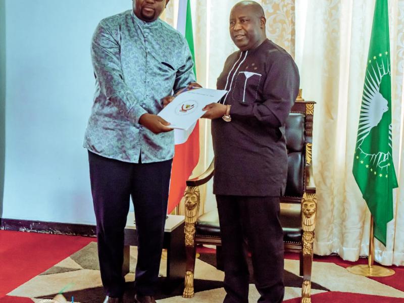 La diplomatie congolaise s&rsquo;active : l&rsquo;émissaire de Félix Tshisekedi clôture sa tournée à Gitega
