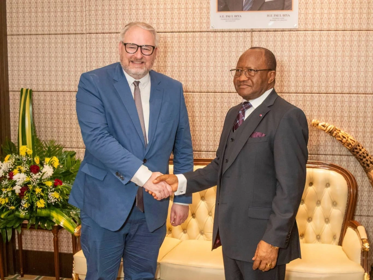 Renforcement des liens entre le Cameroun et la France au sommet de Yaoundé