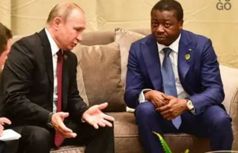 Flotte fantôme, contrats occultes et propagande : L’emprise discrète de la Russie sur le Togo