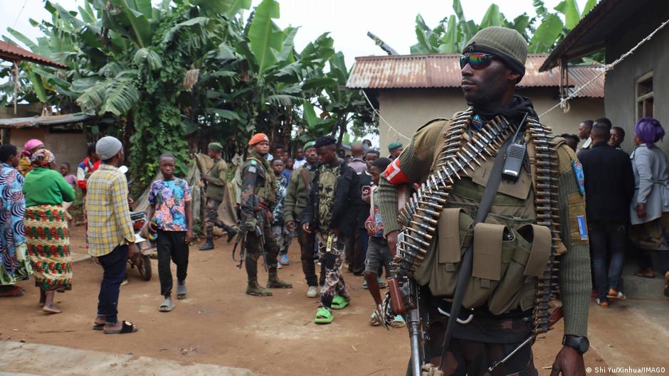 Interdiction des smartphones pour les militaires en rdc : sécurité et discipline imposées
