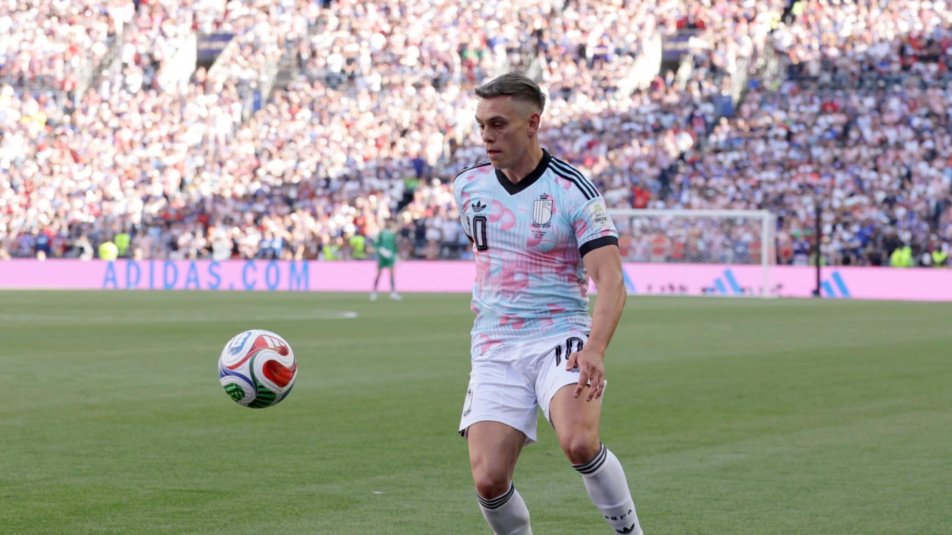 Leandro Trossard quitte Arsenal pour Besiktas en transfert officiel