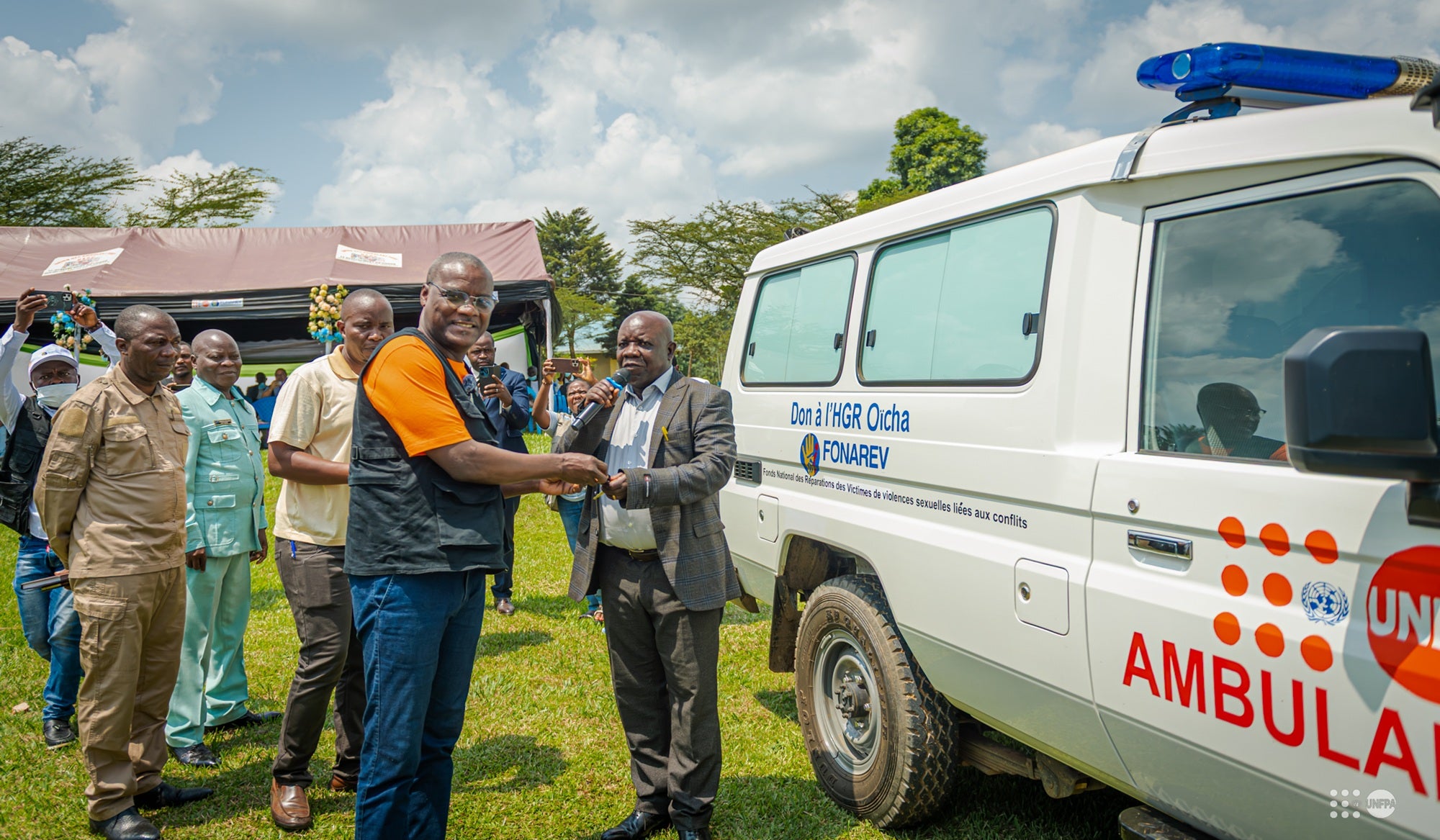 Une nouvelle ambulance et des services renforcés pour l&rsquo;hôpital d&rsquo;Oicha au Nord-Kivu