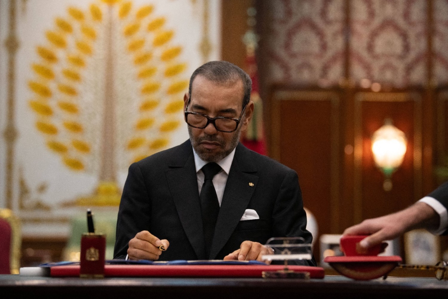 Le roi Mohammed VI honore Donald Trump en nommant une autoroute marocaine