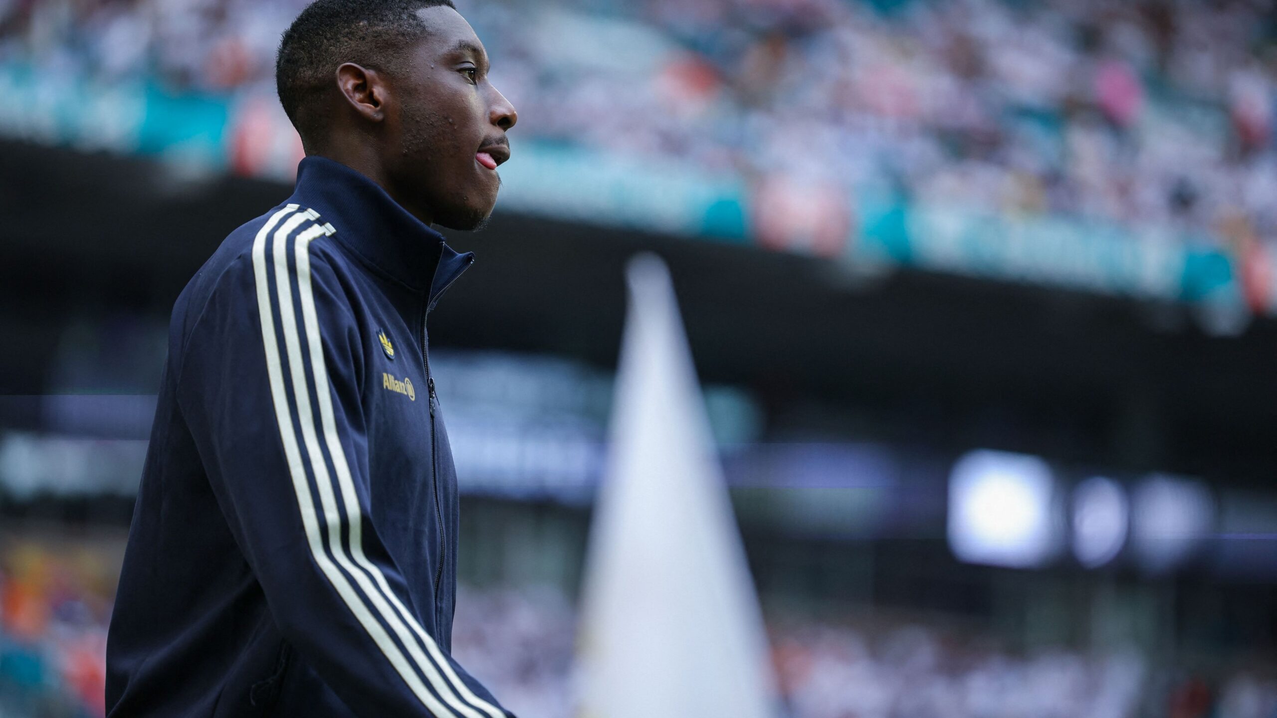 Randal Kolo Muani en route vers la Juventus pour sa visite médicale