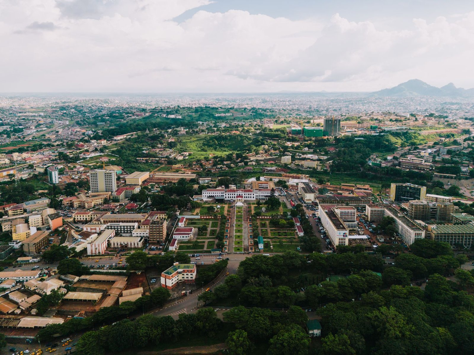 Note B reconduite : les répercussions concrètes qui attendent les Camerounais
