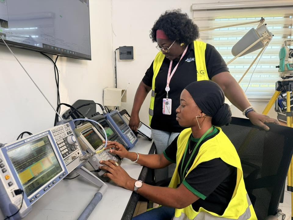 Fréquences radioélectriques en Côte d&rsquo;Ivoire : le basculement stratégique qui change la donne